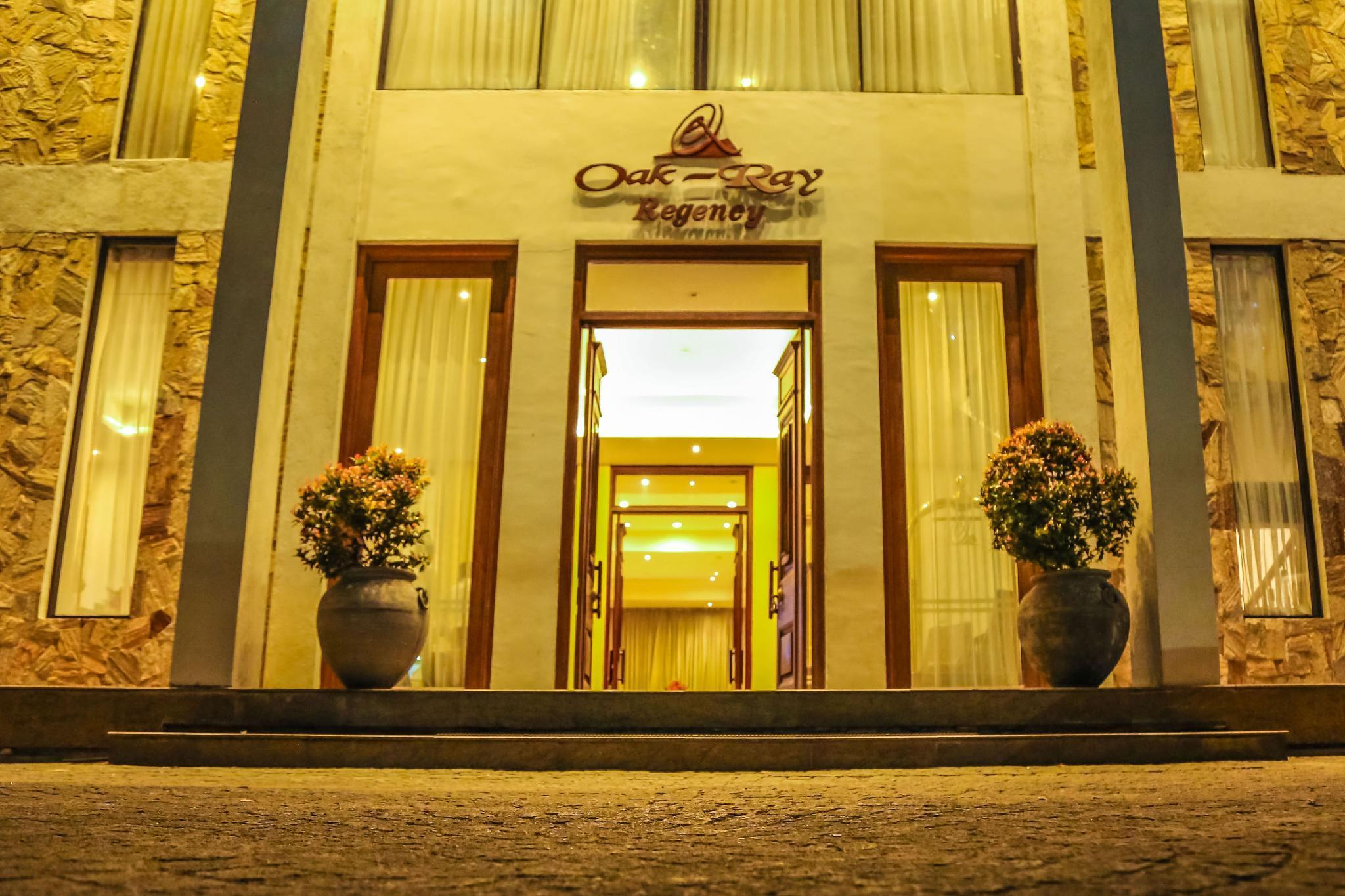 Oak Ray Regency Hotel Kandy Kültér fotó